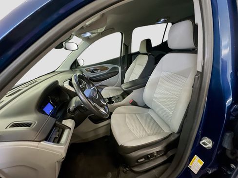 Used 2020 GMC Terrain SLE w/ Driver Convenience Package image 13