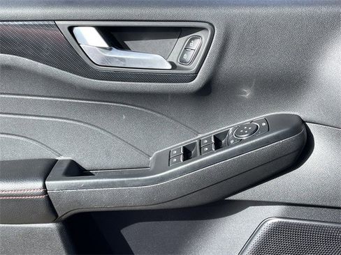 Used 2024 Ford Escape ST-Line image 23