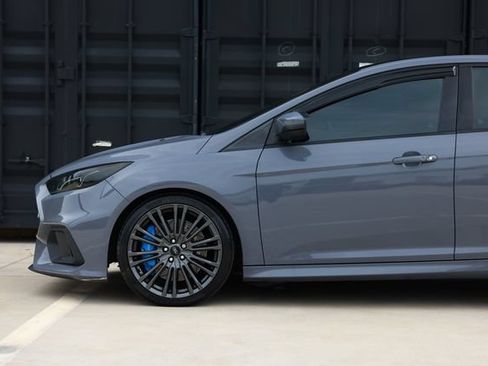 Used 2016 Ford Focus RS AWD/4WD image 28