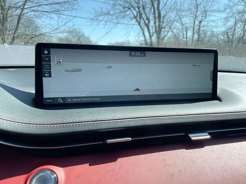 New 2025 Genesis GV70 3.5T Sport w/ Sport Advanced Package image 41