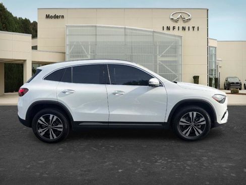 Used 2026 Mercedes-Benz GLA 250 4MATIC image 4