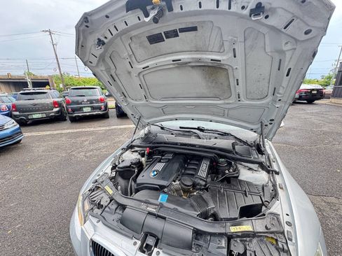 Used 2009 BMW 328i Convertible image 21