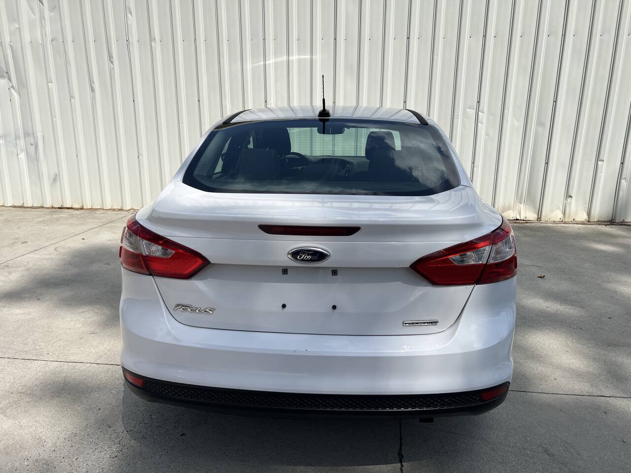 Used 2014 Ford Focus S FWD image 4