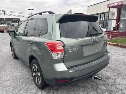 Used 2018 Subaru Forester 2.5i Premium w/ All-Weather Package image 6