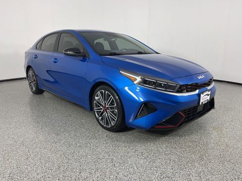 Used 2022 Kia Forte GT w/ GT Technology Package FWD image 4