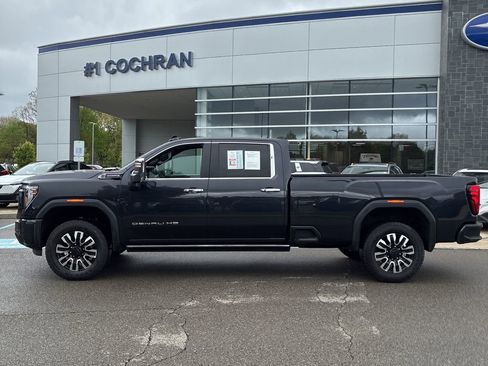 Used 2026 GMC Sierra 2500 Denali Ultimate w/ Max Trailering Package AWD/4WD image 4