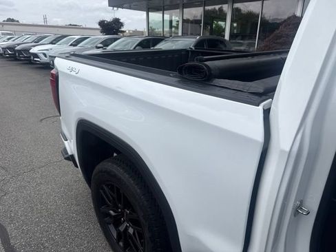 Used 2022 GMC Sierra 1500 Elevation w/ Elevation Premium Package AWD/4WD image 26