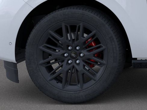 New 2025 Ford Expedition Platinum w/ Stealth Performance Package image 19