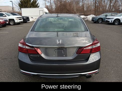 Used 2016 Honda Accord LX image 5