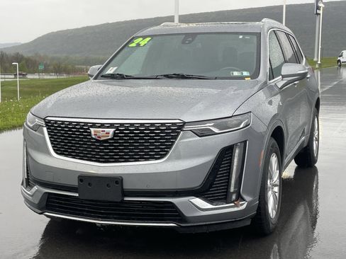 Used 2024 Cadillac XT6 Luxury w/ LPO, Floor Liner Package AWD/4WD image 8