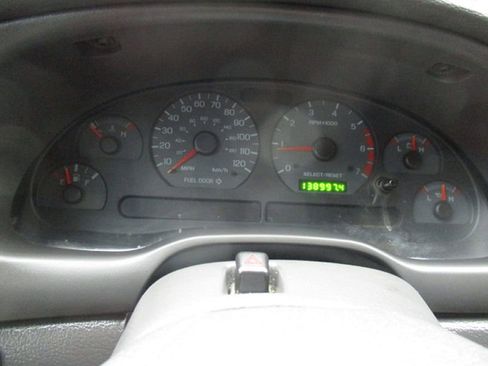 Used 2002 Ford Mustang Coupe image 14