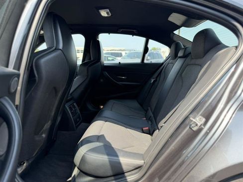 Used 2017 BMW M3 RWD image 41