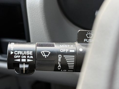 Used 1996 Chevrolet Impala SS RWD image 33