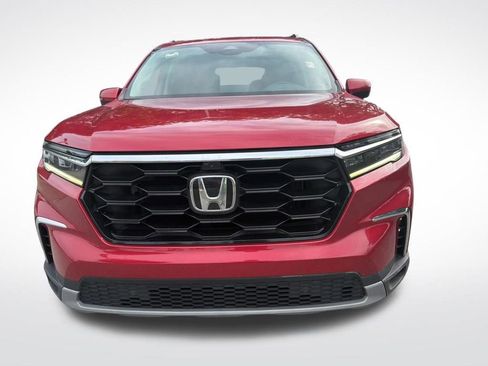 Used 2024 Honda Pilot Elite image 2