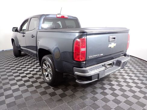 Used 2017 Chevrolet Colorado W/T w/ WT Convenience Package AWD/4WD image 9