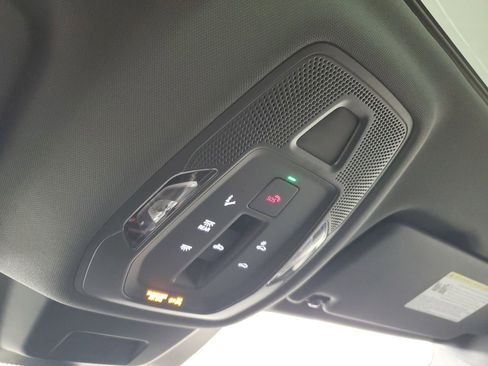 Used 2025 Audi SQ5 Premium Plus w/ Premium Plus Package image 33