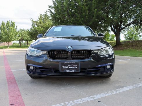 Used 2018 BMW 330e RWD image 2