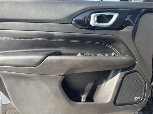 Used 2022 Jeep Compass High Altitude image 17