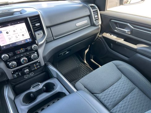 Used 2025 RAM 1500 Big Horn AWD/4WD image 35