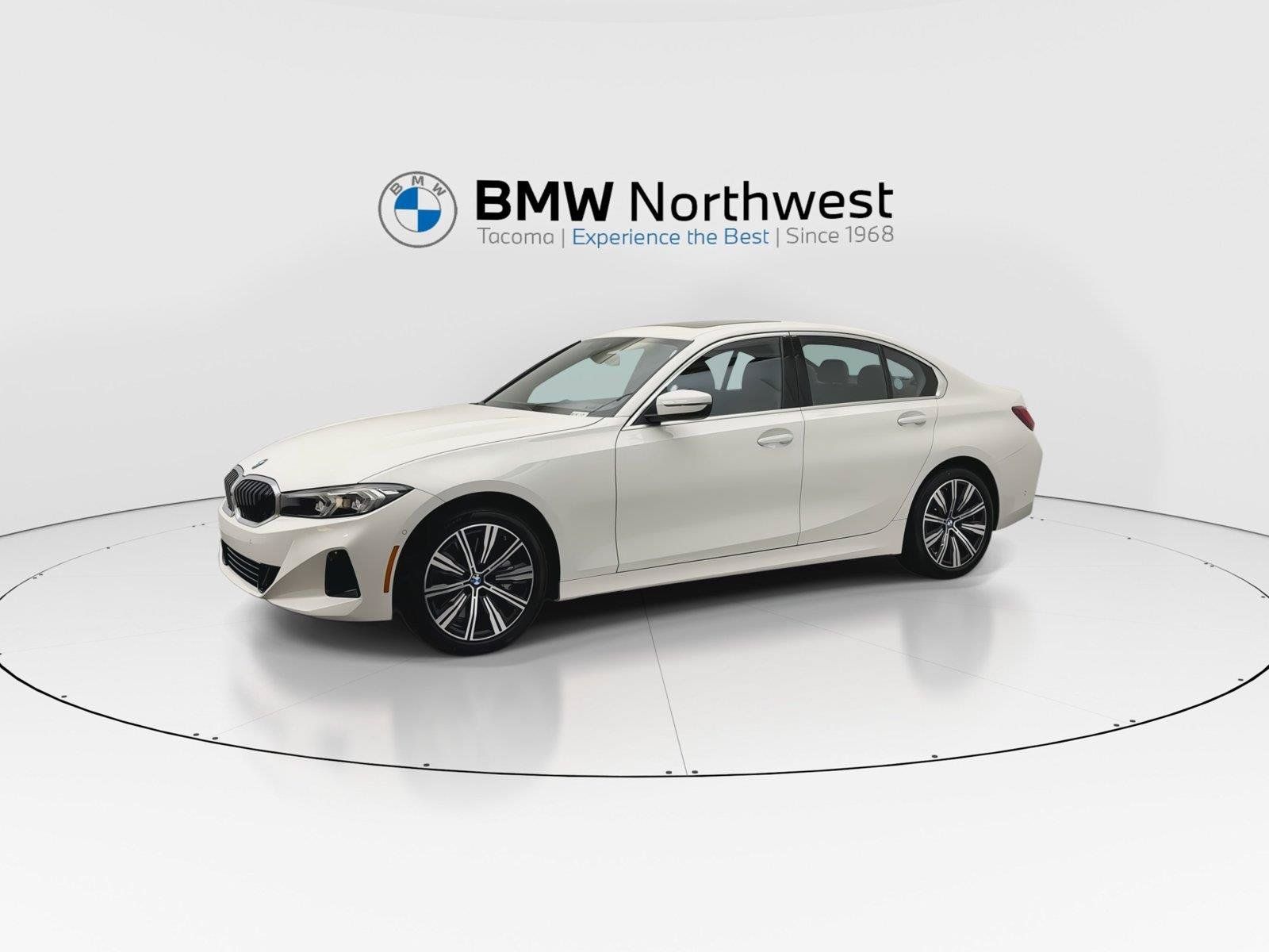 New 2026 BMW 330i Sedan w/ Convenience Package RWD image 10