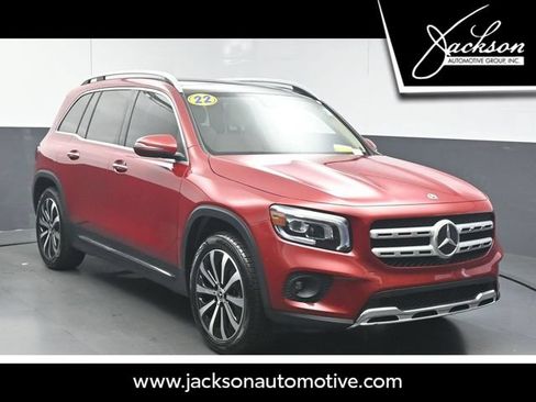 Used 2022 Mercedes-Benz GLB 250 image 1