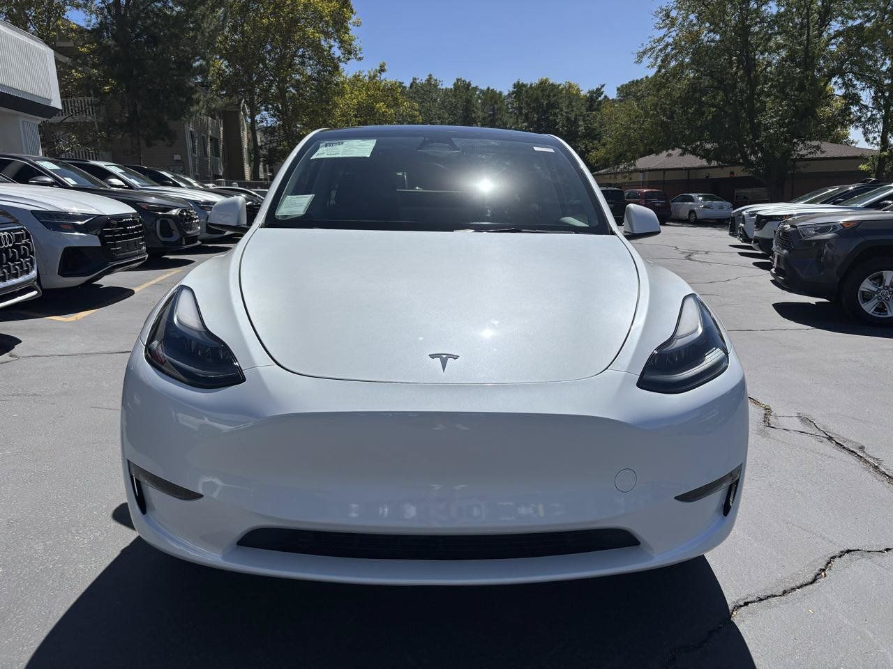 Used 2024 Tesla Model Y Long Range AWD/4WD image 9