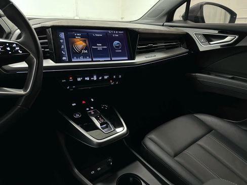 Used 2023 Audi Q4 e-tron Premium w/ Convenience Package image 28