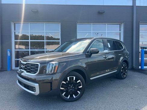 Used 2023 Kia Telluride SX FWD image 1
