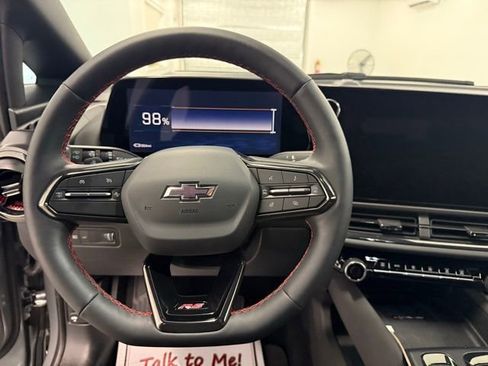 New 2026 Chevrolet Equinox EV RS image 15