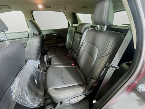 New 2026 Nissan Pathfinder SL image 14