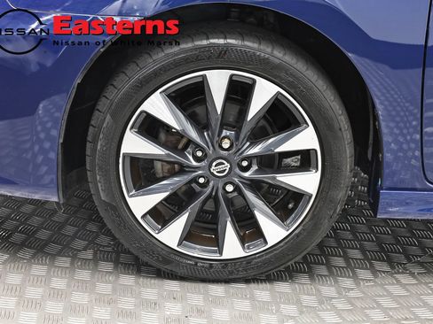 Used 2019 Nissan Sentra SR FWD image 32
