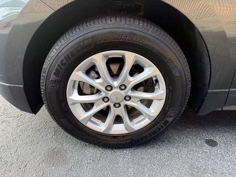 Used 2020 Chevrolet Equinox LS FWD image 27