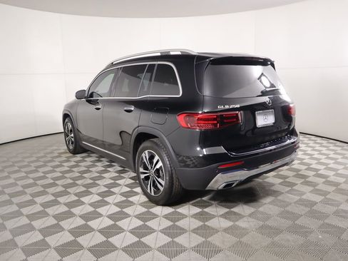 Certified 2025 Mercedes-Benz GLB 250 image 7