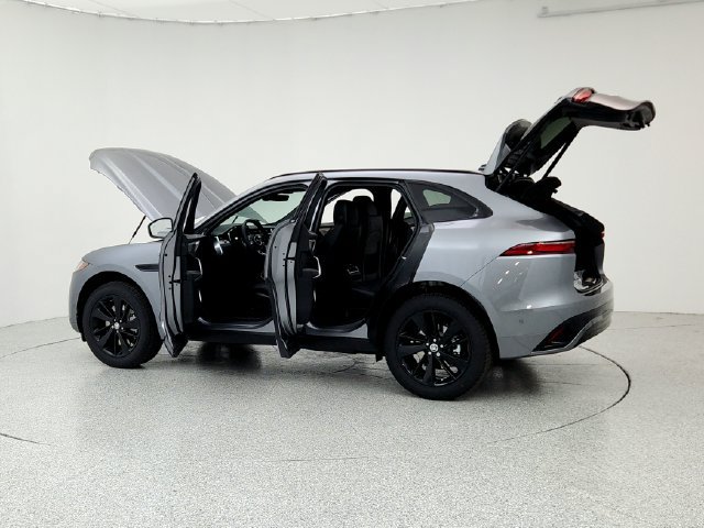 Certified 2026 Jaguar F-PACE R-Dynamic S AWD/4WD image 12