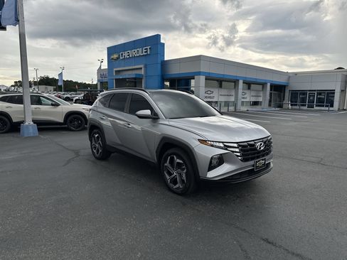 Used 2024 Hyundai Tucson SEL AWD/4WD image 1