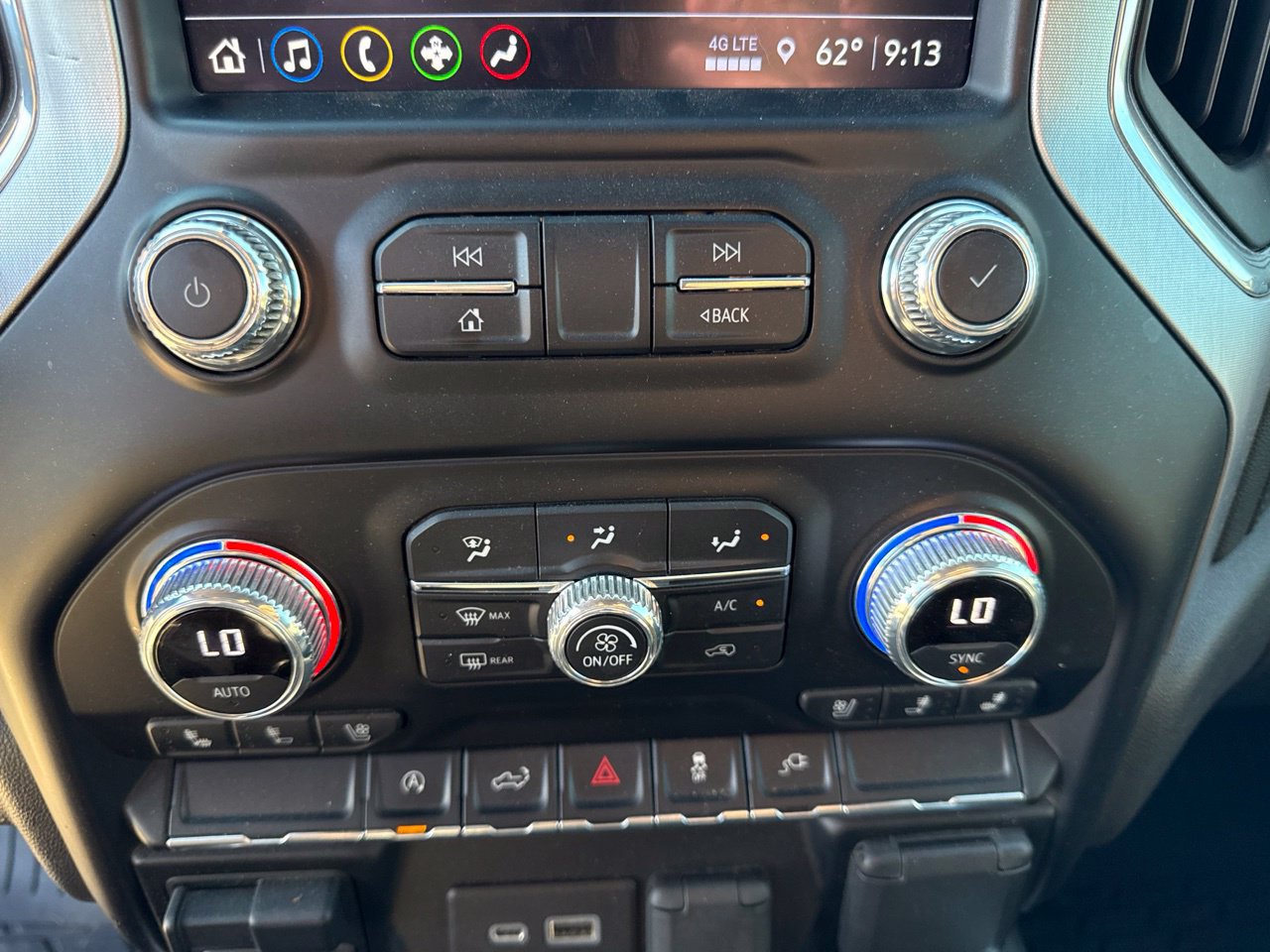 Used 2021 GMC Sierra 1500 SLT AWD/4WD image 24