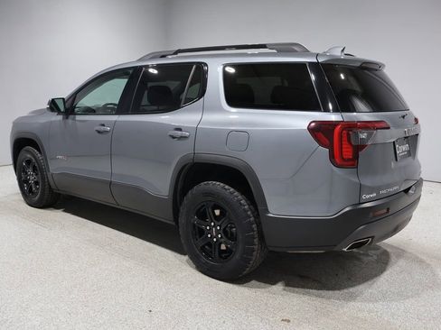 Used 2022 GMC Acadia AT4 image 8