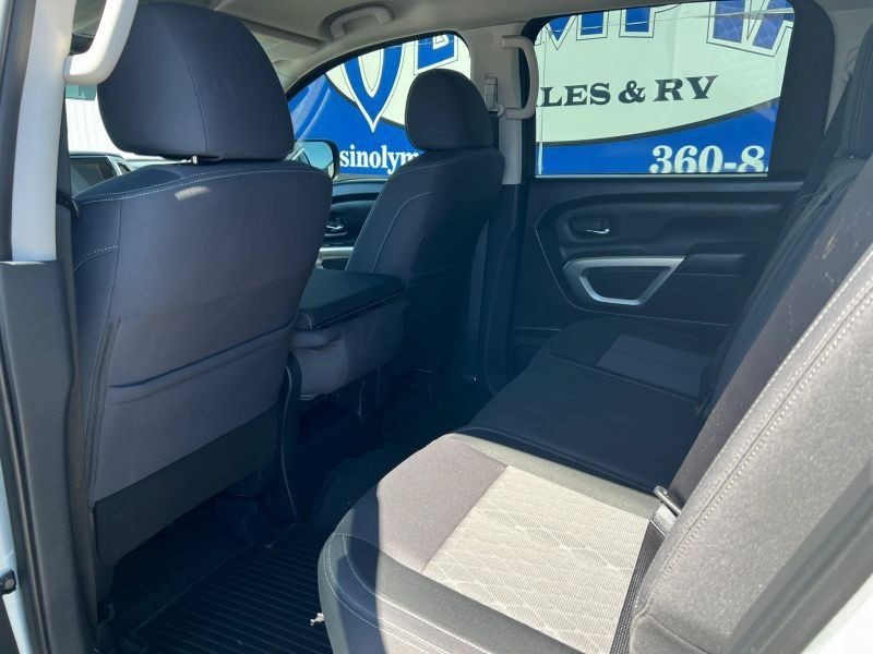 Used 2021 Nissan Titan SV w/ Accessory Utility Package AWD/4WD image 17