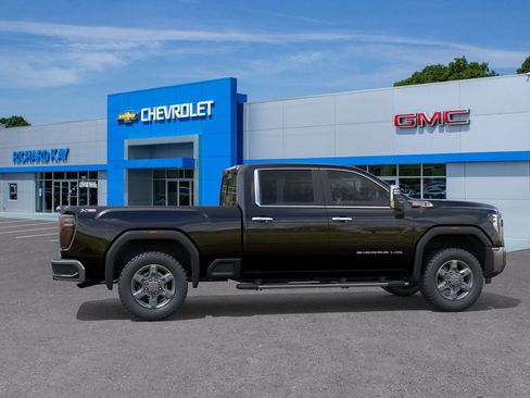 New 2026 GMC Sierra 2500 SLT w/ SLT Premium Package image 29