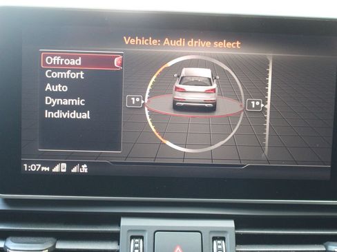 Used 2018 Audi SQ5 Prestige w/ Prestige Package AWD/4WD image 43