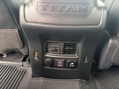 Used 2023 Nissan Titan PRO-4X w/ Pro-4x Convenience Package AWD/4WD image 33