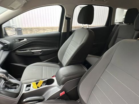 Used 2016 Ford Escape SE w/ Equipment Group 201A image 11