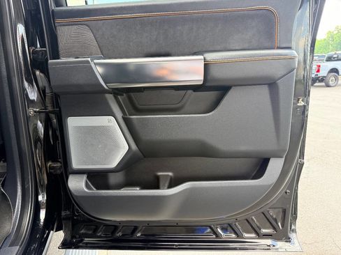 Used 2024 Ford F250 Platinum AWD/4WD image 39