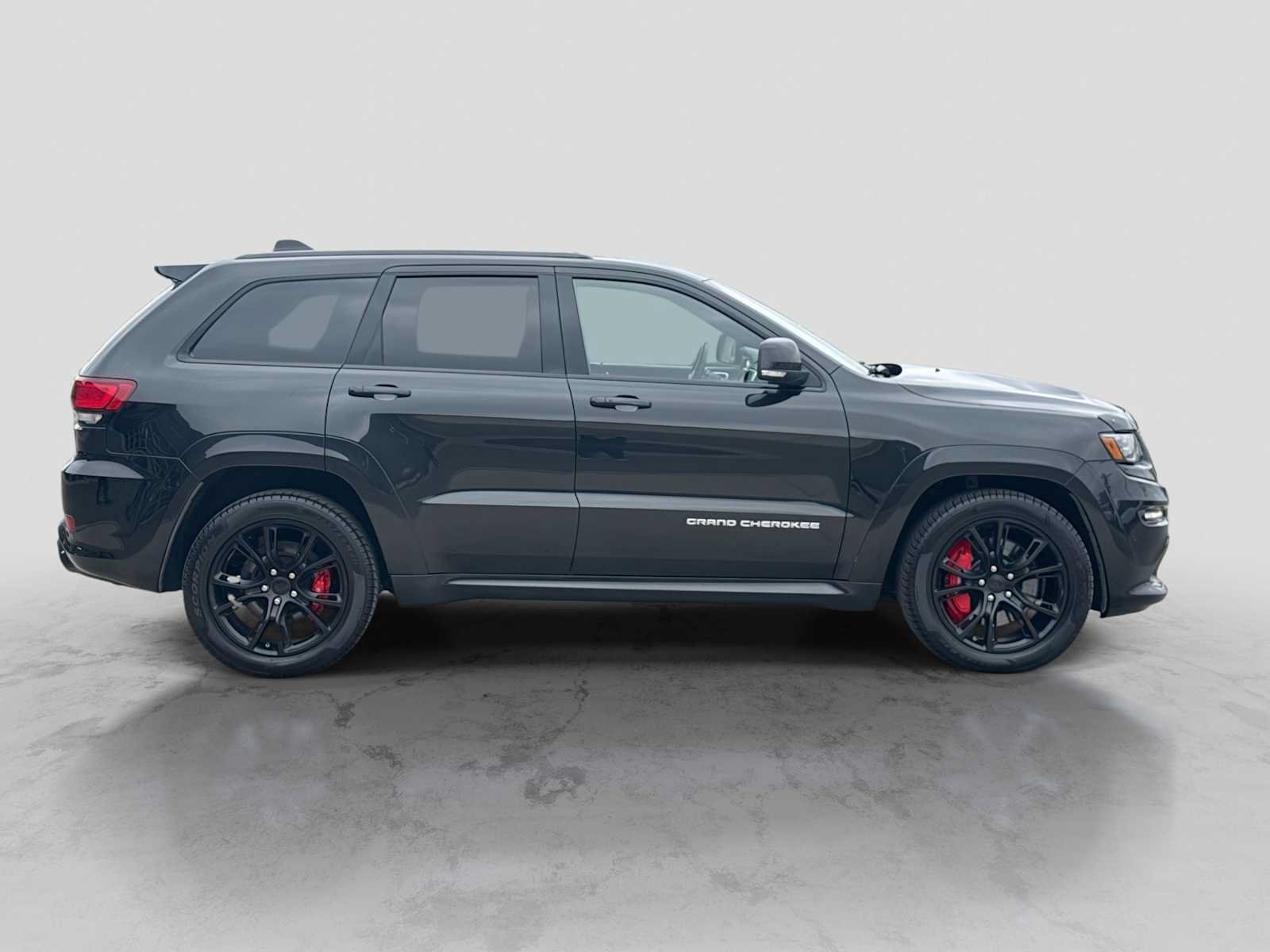 Used 2016 Jeep Grand Cherokee SRT AWD/4WD image 7