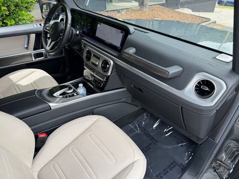 Used 2021 Mercedes-Benz G 550 w/ Seat Comfort Package image 32
