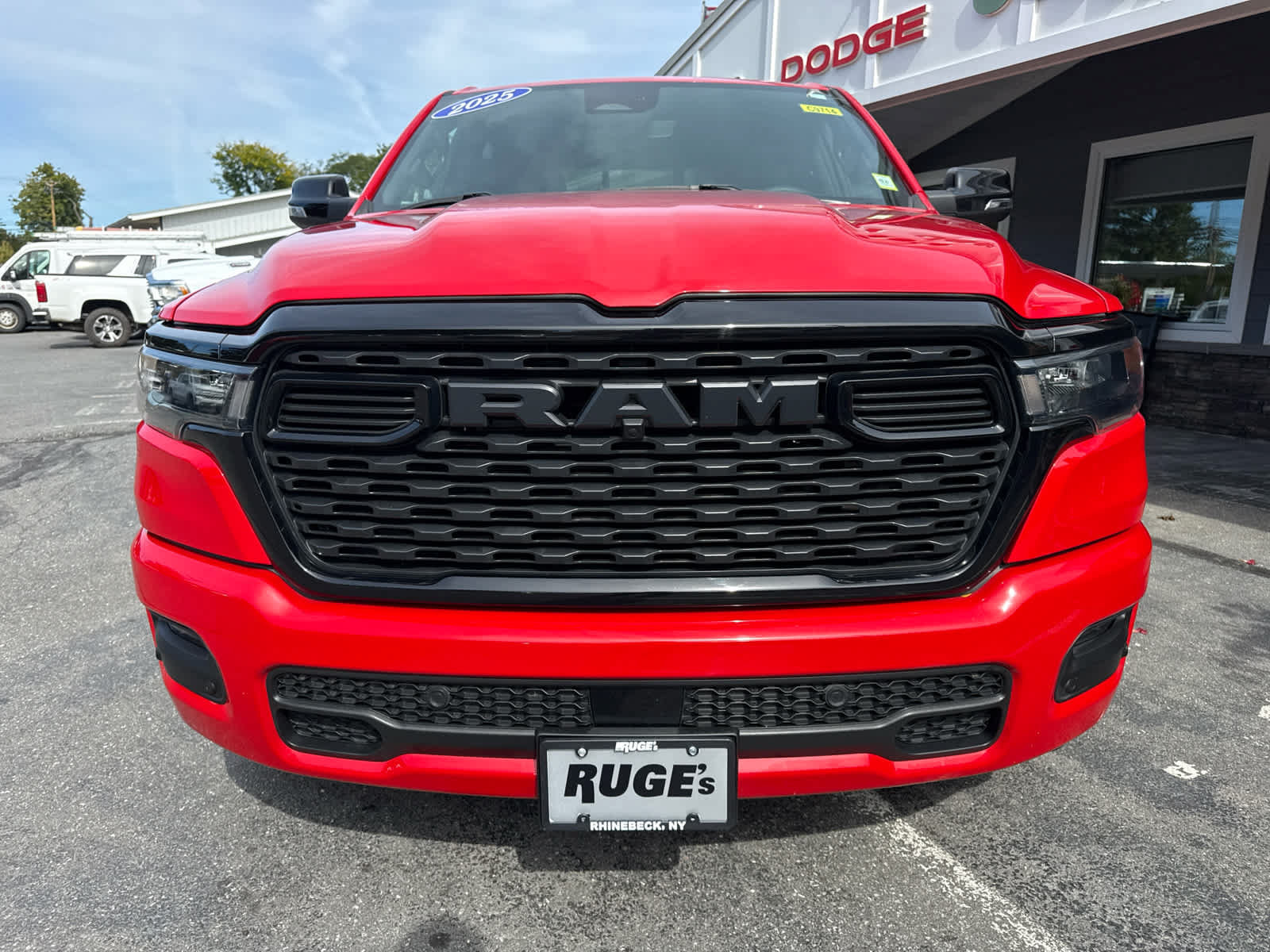 Used 2025 RAM 1500 Big Horn AWD/4WD image 9
