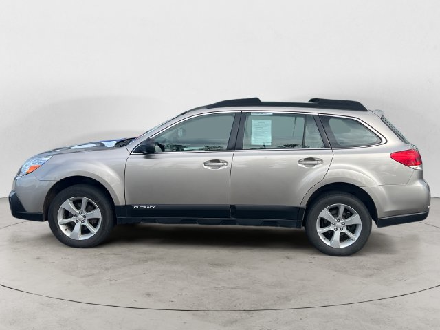 Used 2014 Subaru Outback 2.5i w/ Alloy Wheel Package AWD/4WD image 8