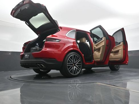Certified 2026 Porsche Cayenne S AWD/4WD image 27