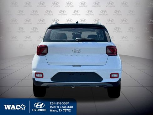 New 2026 Hyundai Venue SEL image 8