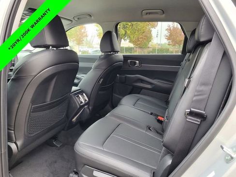 New 2026 Kia Sorento S image 6
